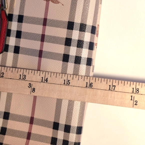 Red and Cream Tartan Tote Bag With A Wristlet New - Picture 6 of 11